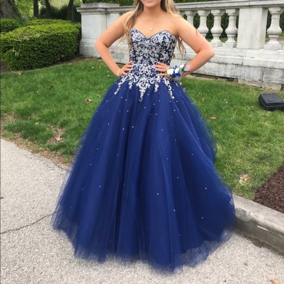 size 6 prom dress